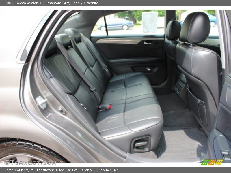 Phantom Gray Pearl / Graphite 2006 Toyota Avalon XL