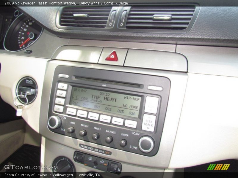 Candy White / Cornsilk Beige 2009 Volkswagen Passat Komfort Wagon