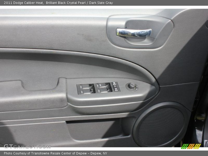 Brilliant Black Crystal Pearl / Dark Slate Gray 2011 Dodge Caliber Heat