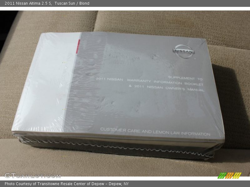 Tuscan Sun / Blond 2011 Nissan Altima 2.5 S