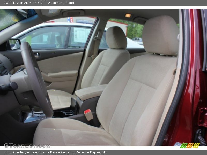 Tuscan Sun / Blond 2011 Nissan Altima 2.5 S