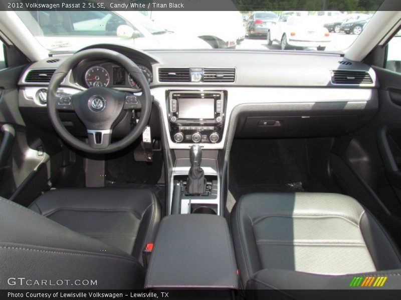 Candy White / Titan Black 2012 Volkswagen Passat 2.5L SE