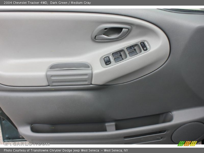 Dark Green / Medium Gray 2004 Chevrolet Tracker 4WD