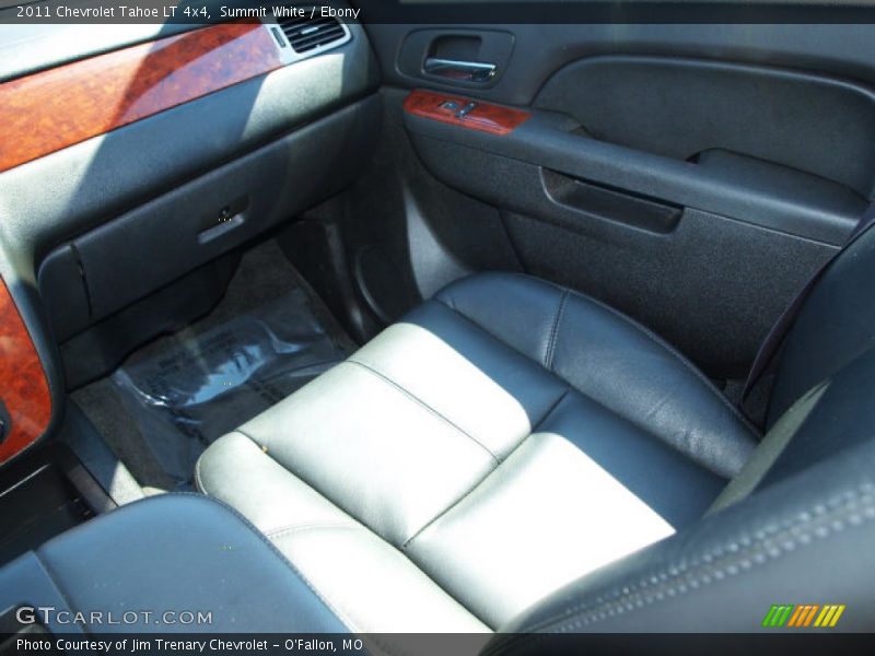 Summit White / Ebony 2011 Chevrolet Tahoe LT 4x4