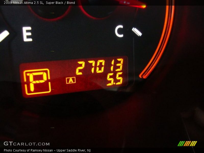 Super Black / Blond 2009 Nissan Altima 2.5 SL