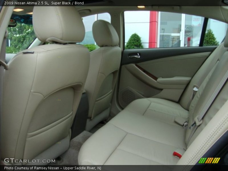 Super Black / Blond 2009 Nissan Altima 2.5 SL