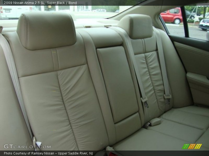 Super Black / Blond 2009 Nissan Altima 2.5 SL