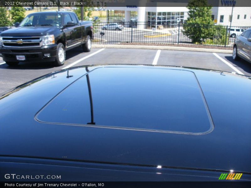 Sunroof of 2012 Camaro ZL1