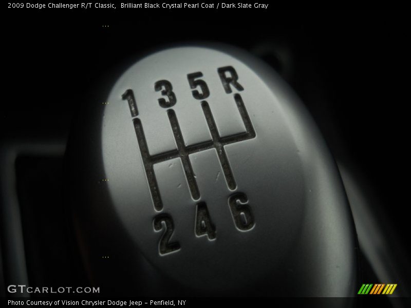 Brilliant Black Crystal Pearl Coat / Dark Slate Gray 2009 Dodge Challenger R/T Classic