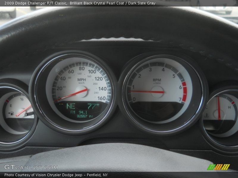 Brilliant Black Crystal Pearl Coat / Dark Slate Gray 2009 Dodge Challenger R/T Classic
