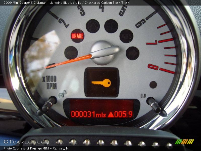 Lightning Blue Metallic / Checkered Carbon Black/Black 2009 Mini Cooper S Clubman