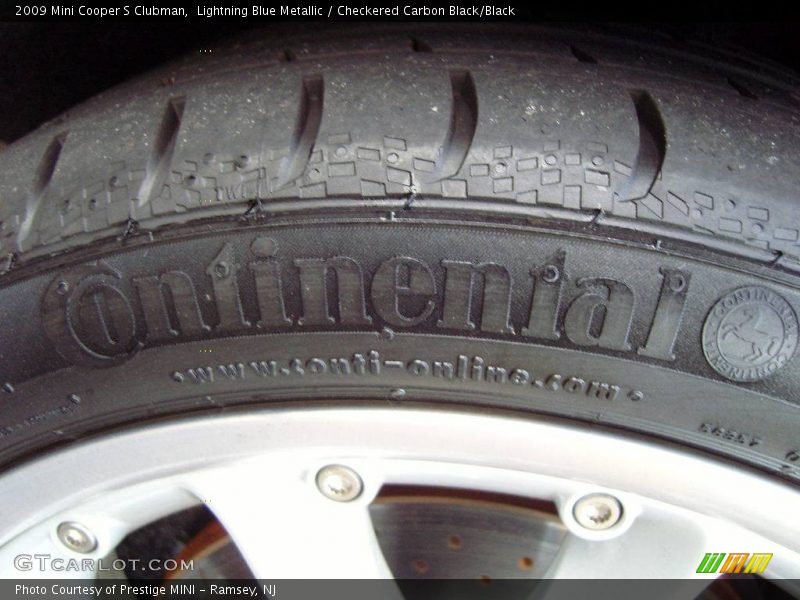 Lightning Blue Metallic / Checkered Carbon Black/Black 2009 Mini Cooper S Clubman