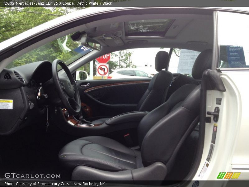 Arctic White / Black 2009 Mercedes-Benz CLK 350 Coupe
