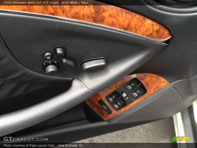 Arctic White / Black 2009 Mercedes-Benz CLK 350 Coupe