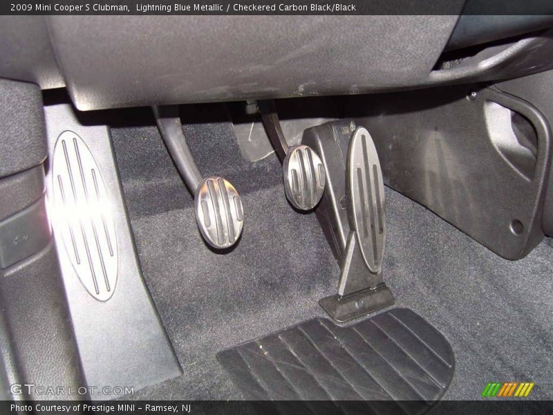 Lightning Blue Metallic / Checkered Carbon Black/Black 2009 Mini Cooper S Clubman