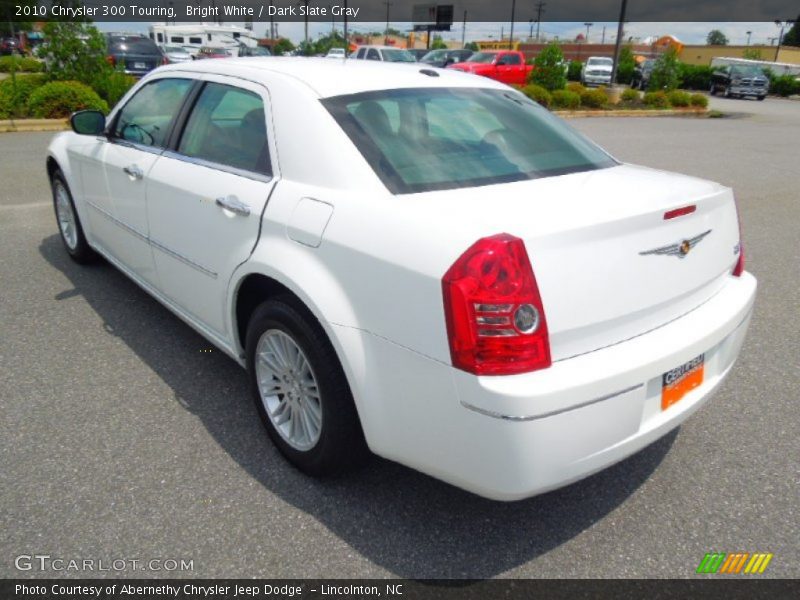 Bright White / Dark Slate Gray 2010 Chrysler 300 Touring