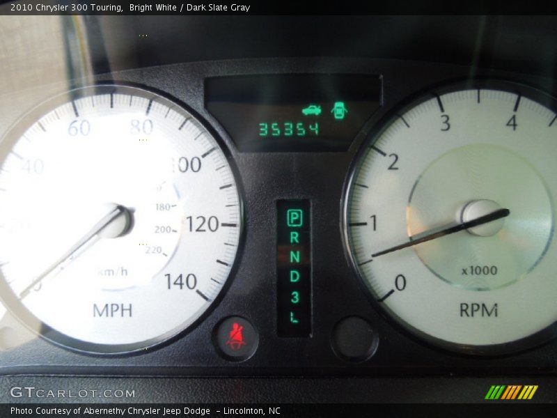 Bright White / Dark Slate Gray 2010 Chrysler 300 Touring