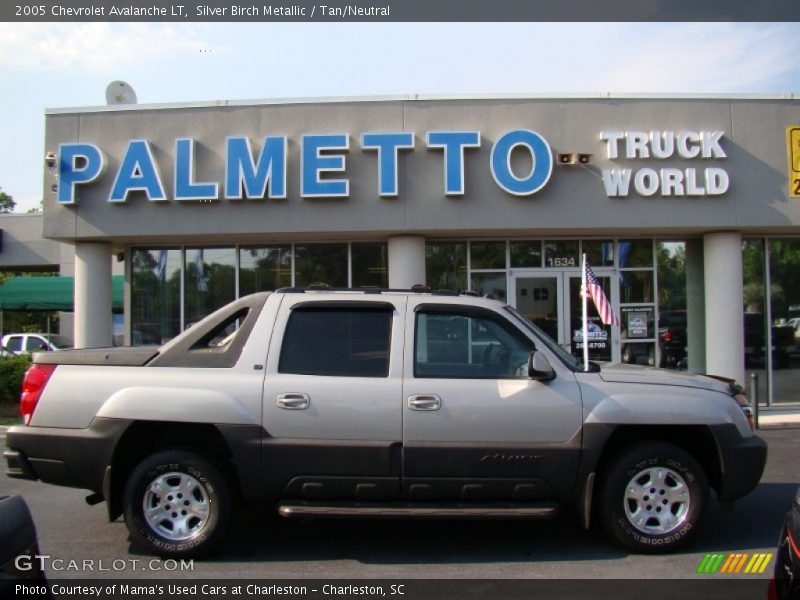 Silver Birch Metallic / Tan/Neutral 2005 Chevrolet Avalanche LT