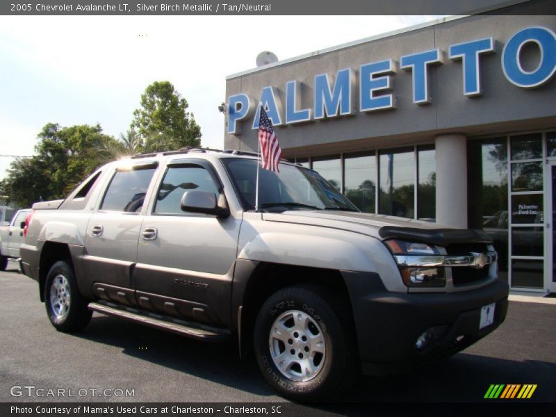 Silver Birch Metallic / Tan/Neutral 2005 Chevrolet Avalanche LT