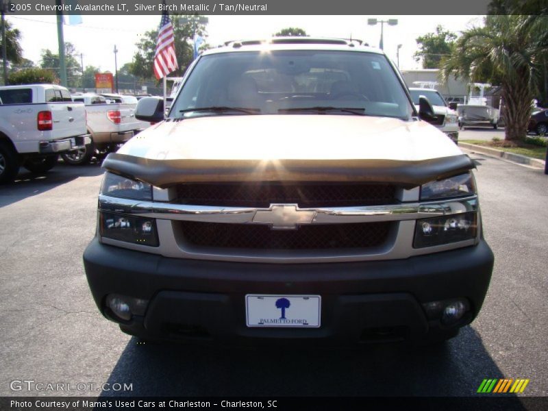 Silver Birch Metallic / Tan/Neutral 2005 Chevrolet Avalanche LT