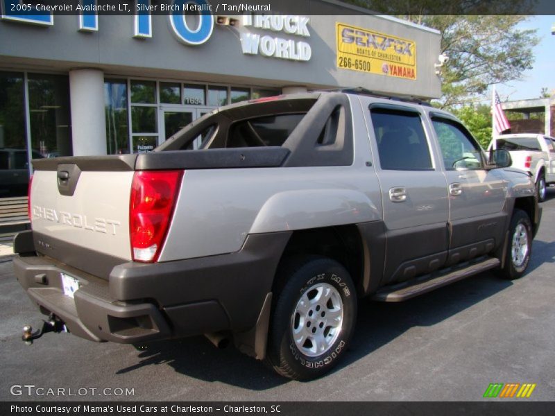 Silver Birch Metallic / Tan/Neutral 2005 Chevrolet Avalanche LT
