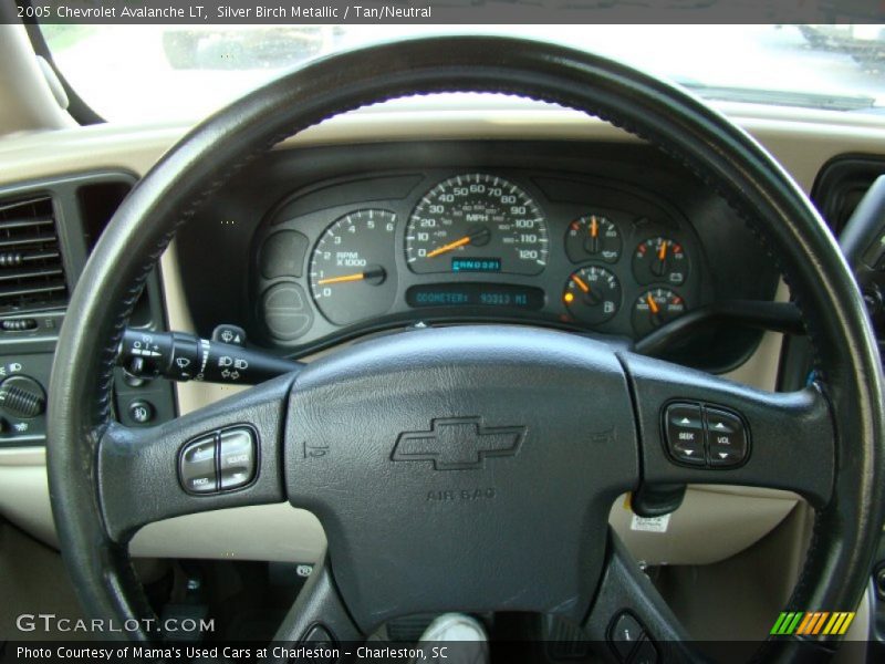 Silver Birch Metallic / Tan/Neutral 2005 Chevrolet Avalanche LT