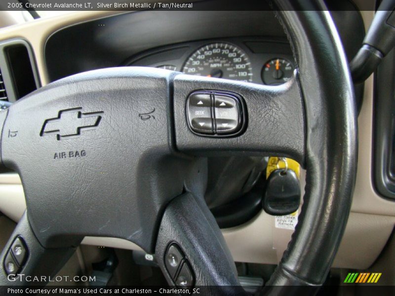 Silver Birch Metallic / Tan/Neutral 2005 Chevrolet Avalanche LT