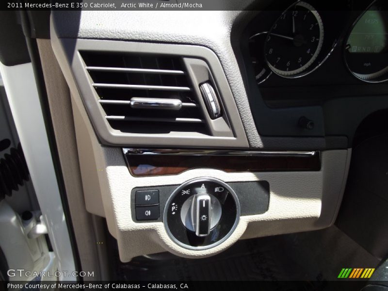 Arctic White / Almond/Mocha 2011 Mercedes-Benz E 350 Cabriolet