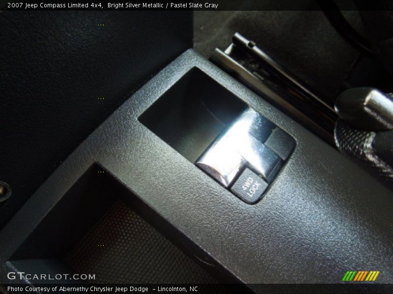 Bright Silver Metallic / Pastel Slate Gray 2007 Jeep Compass Limited 4x4