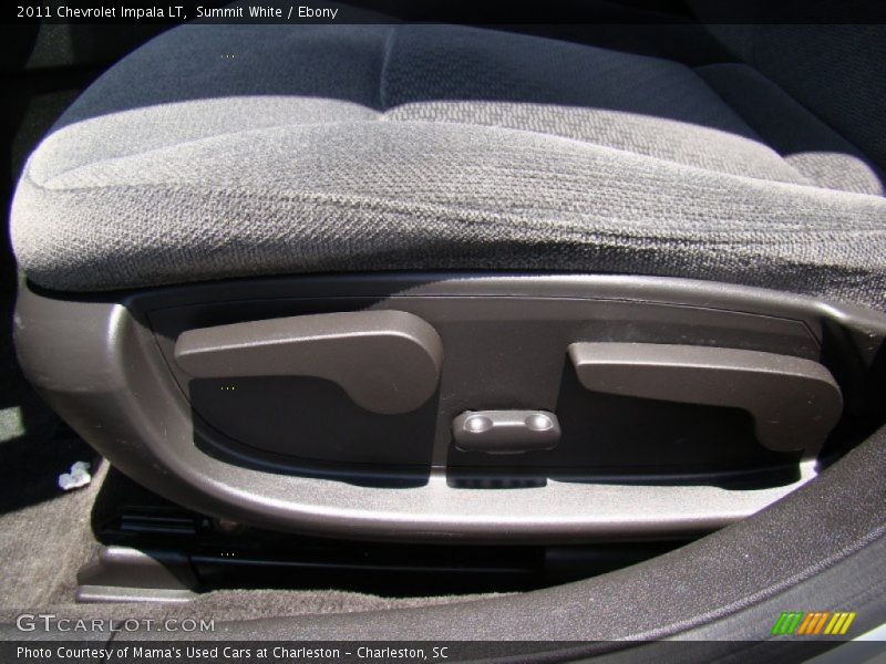 Summit White / Ebony 2011 Chevrolet Impala LT