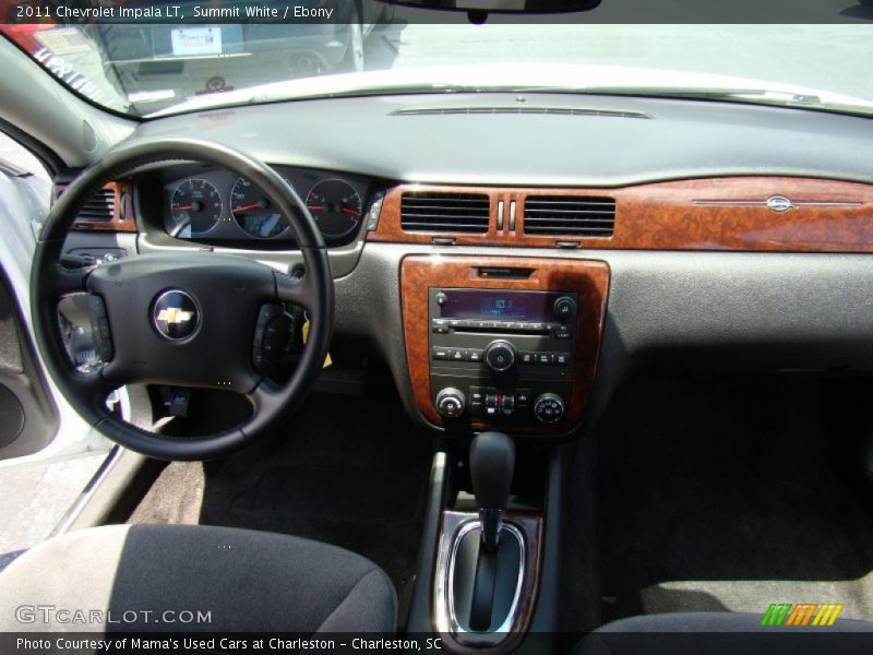 Summit White / Ebony 2011 Chevrolet Impala LT