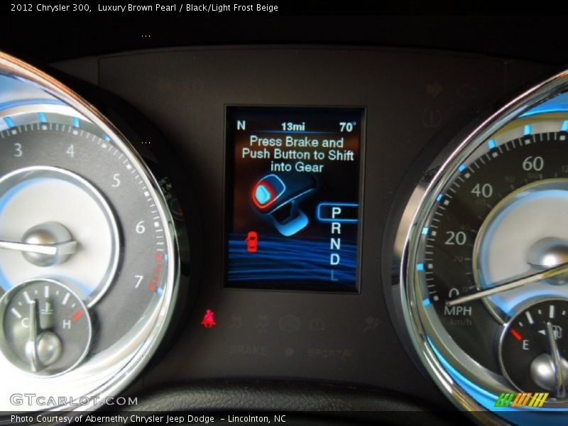Luxury Brown Pearl / Black/Light Frost Beige 2012 Chrysler 300