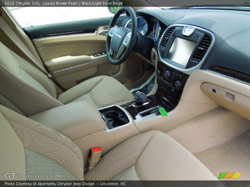 Luxury Brown Pearl / Black/Light Frost Beige 2012 Chrysler 300