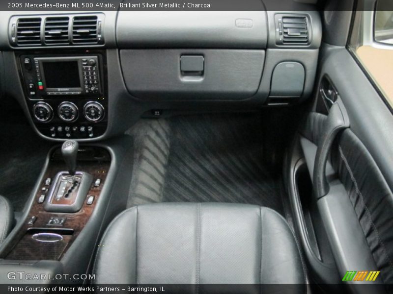 Brilliant Silver Metallic / Charcoal 2005 Mercedes-Benz ML 500 4Matic