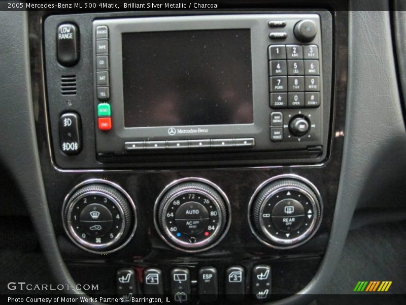 Brilliant Silver Metallic / Charcoal 2005 Mercedes-Benz ML 500 4Matic