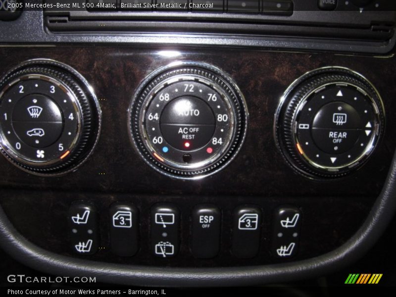 Brilliant Silver Metallic / Charcoal 2005 Mercedes-Benz ML 500 4Matic