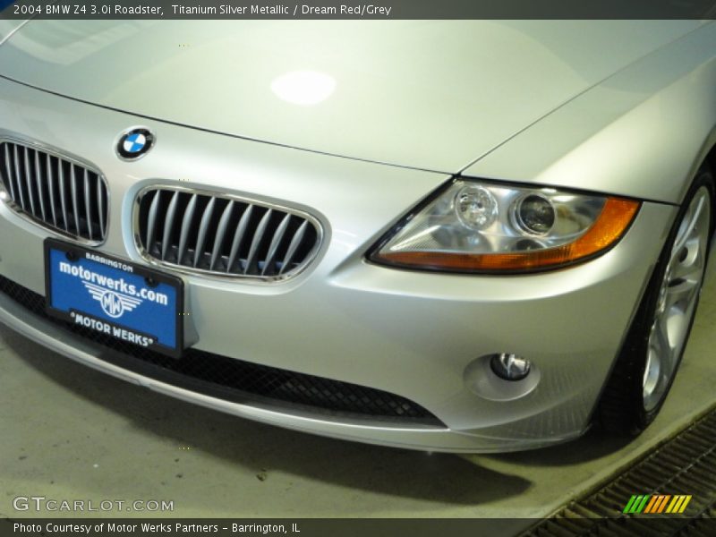 Titanium Silver Metallic / Dream Red/Grey 2004 BMW Z4 3.0i Roadster