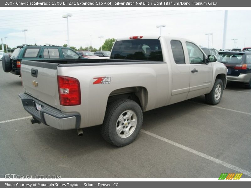 Silver Birch Metallic / Light Titanium/Dark Titanium Gray 2007 Chevrolet Silverado 1500 LT Z71 Extended Cab 4x4