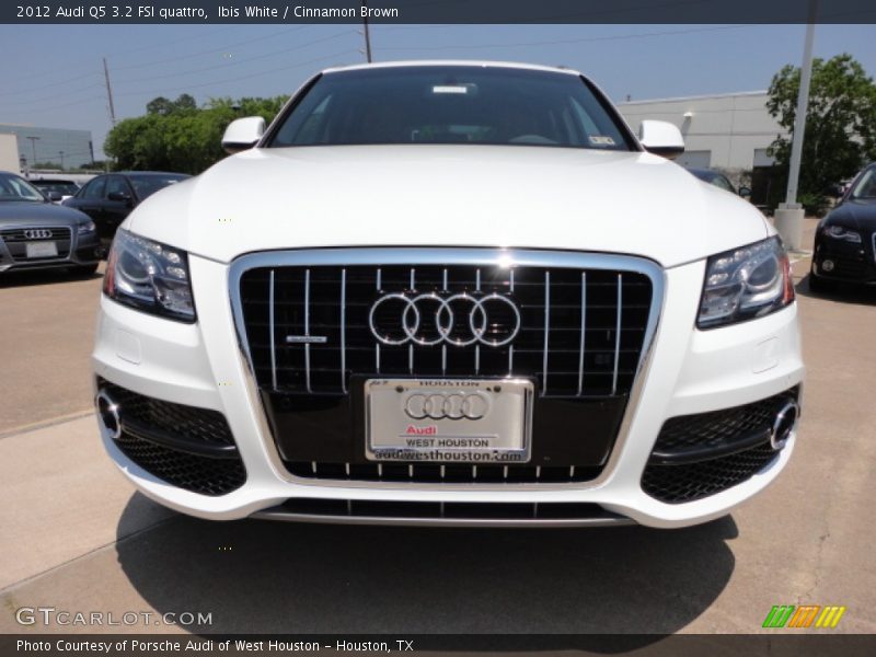 Ibis White / Cinnamon Brown 2012 Audi Q5 3.2 FSI quattro