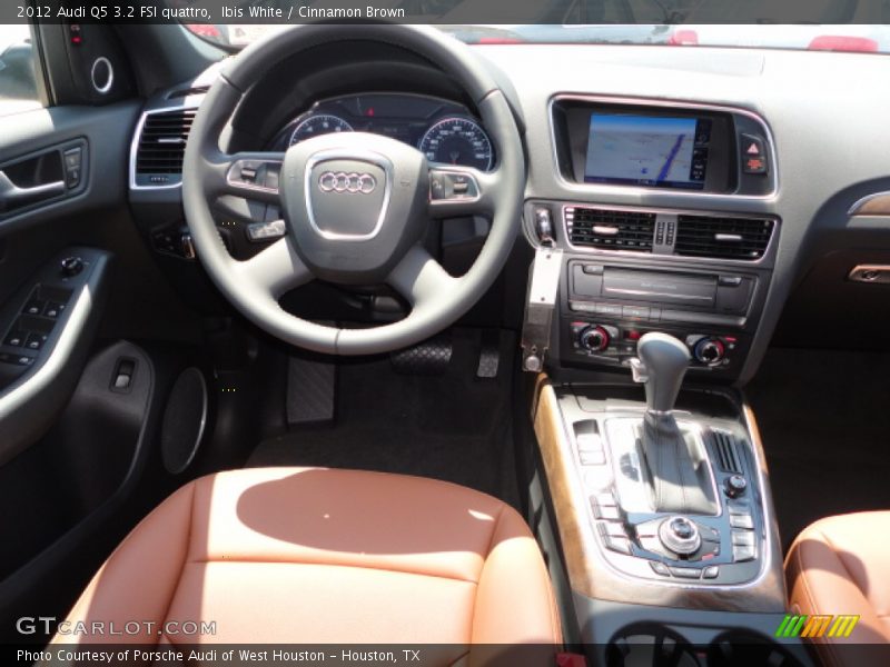 Ibis White / Cinnamon Brown 2012 Audi Q5 3.2 FSI quattro