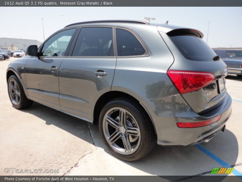 Monsoon Gray Metallic / Black 2012 Audi Q5 3.2 FSI quattro