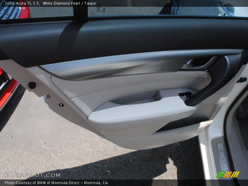 White Diamond Pearl / Taupe 2009 Acura TL 3.5