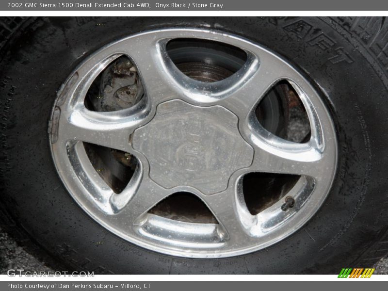 Onyx Black / Stone Gray 2002 GMC Sierra 1500 Denali Extended Cab 4WD