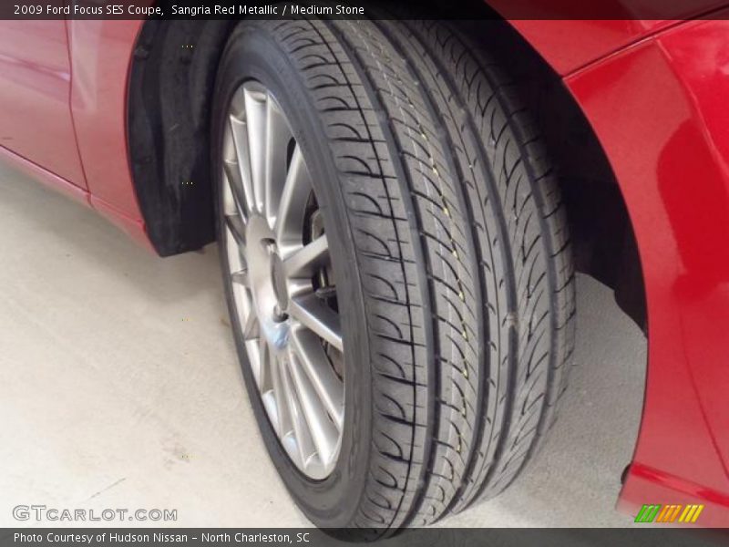 Sangria Red Metallic / Medium Stone 2009 Ford Focus SES Coupe