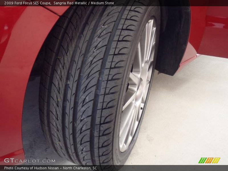 Sangria Red Metallic / Medium Stone 2009 Ford Focus SES Coupe