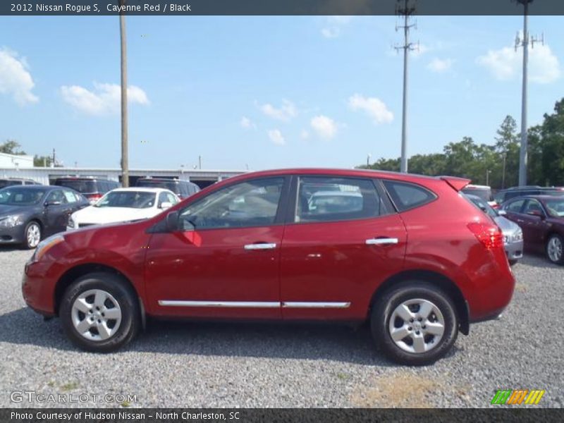 Cayenne Red / Black 2012 Nissan Rogue S