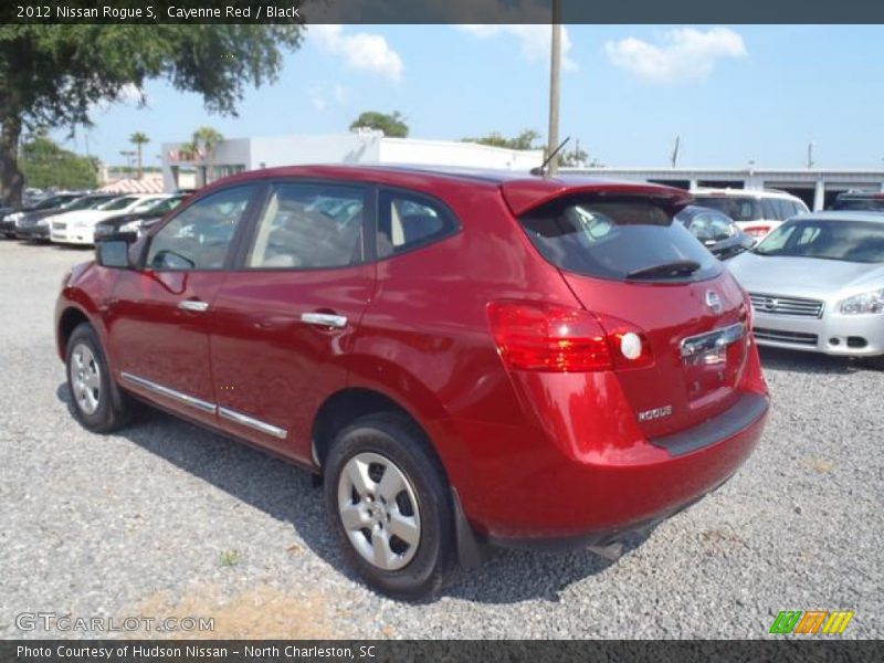 Cayenne Red / Black 2012 Nissan Rogue S