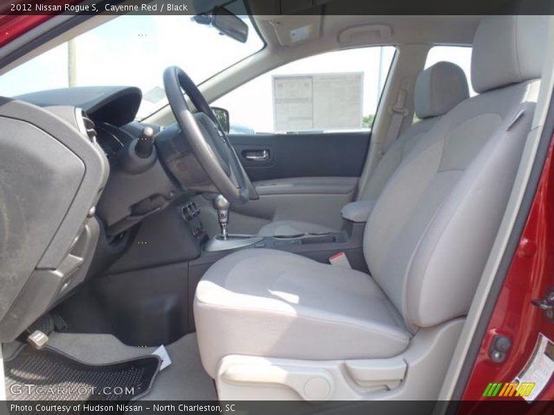 Cayenne Red / Black 2012 Nissan Rogue S