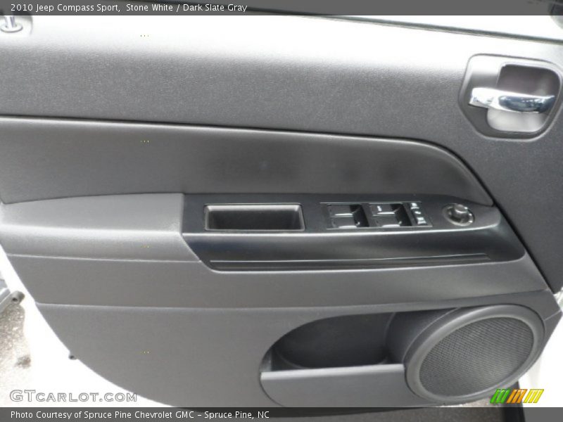 Stone White / Dark Slate Gray 2010 Jeep Compass Sport