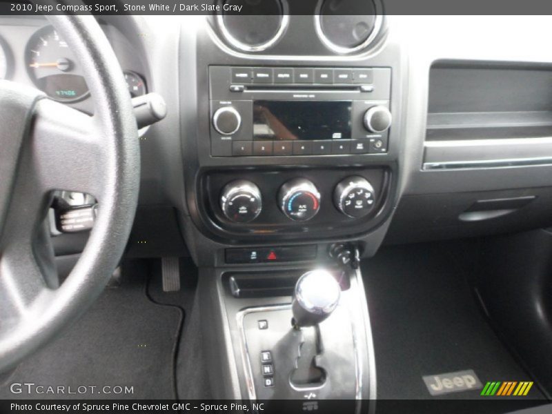 Stone White / Dark Slate Gray 2010 Jeep Compass Sport